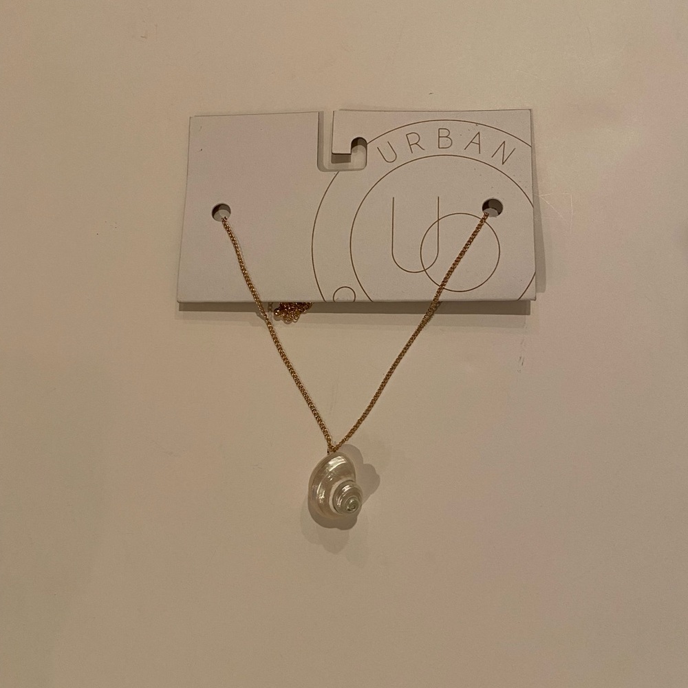 Urban Outfitters shell necklace